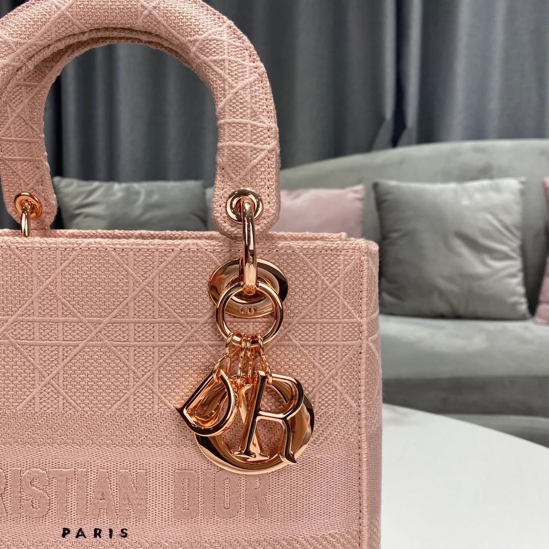 디올 레이디 D-LITE 미디움 백 로즈우드