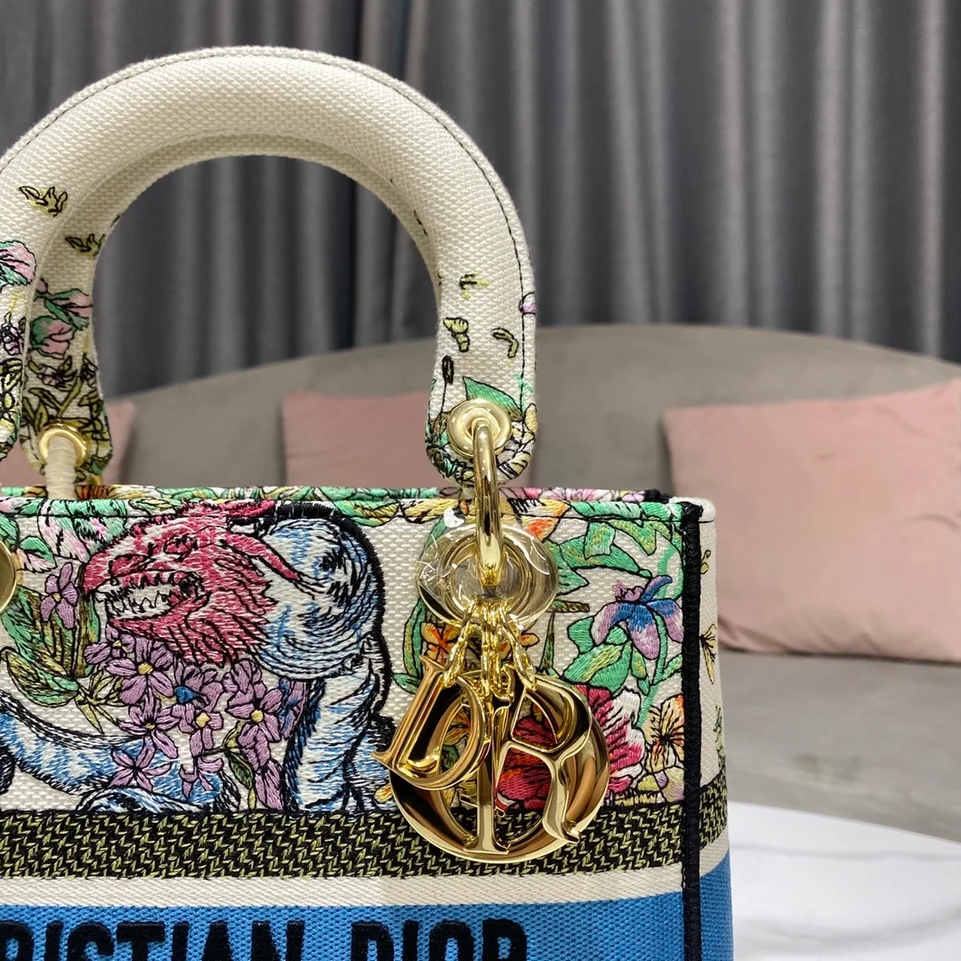 디올 레이디 D-LITE 멀티컬러 핸드백