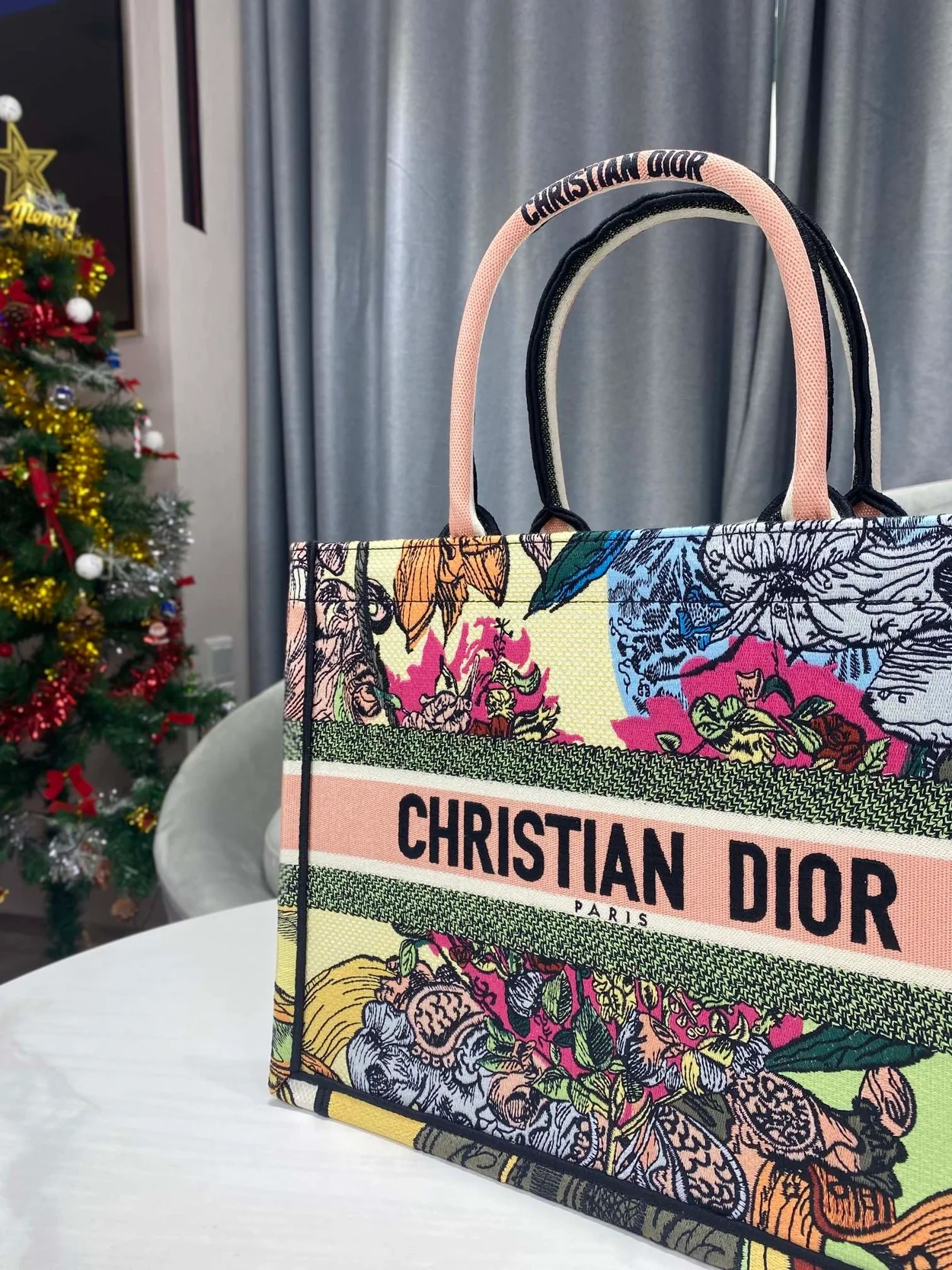 디올 레이디 북 토트 지라프 미디움 백