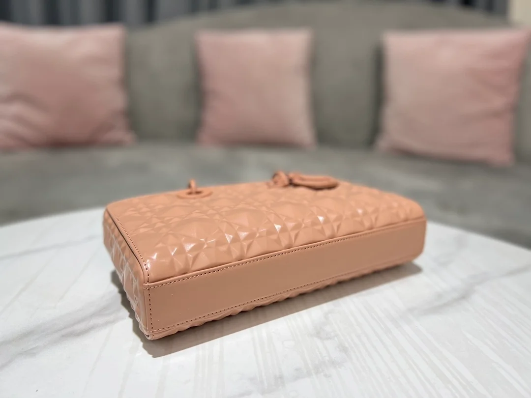 디올 레이디 D-JOY 미디움 백 핑크