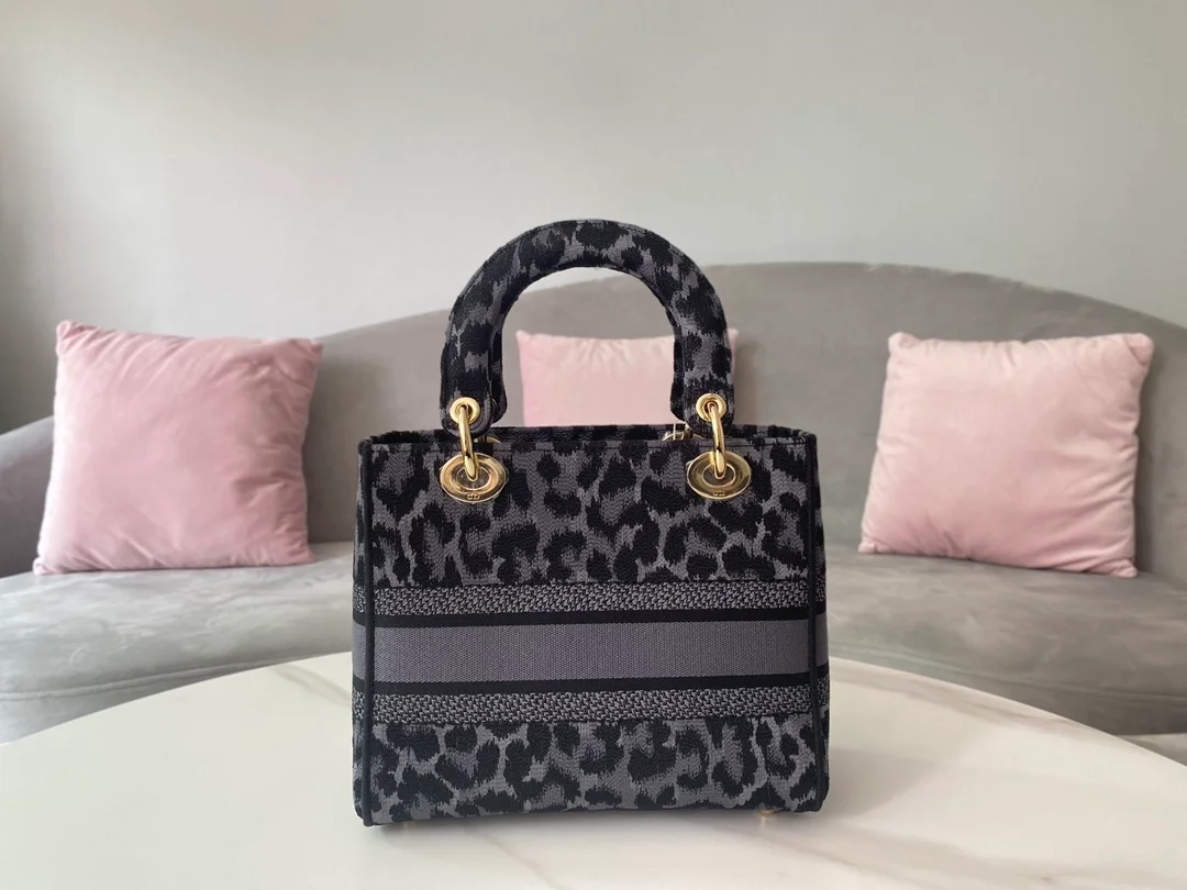 디올 레이디 D-LITE Mizza 미디움 백