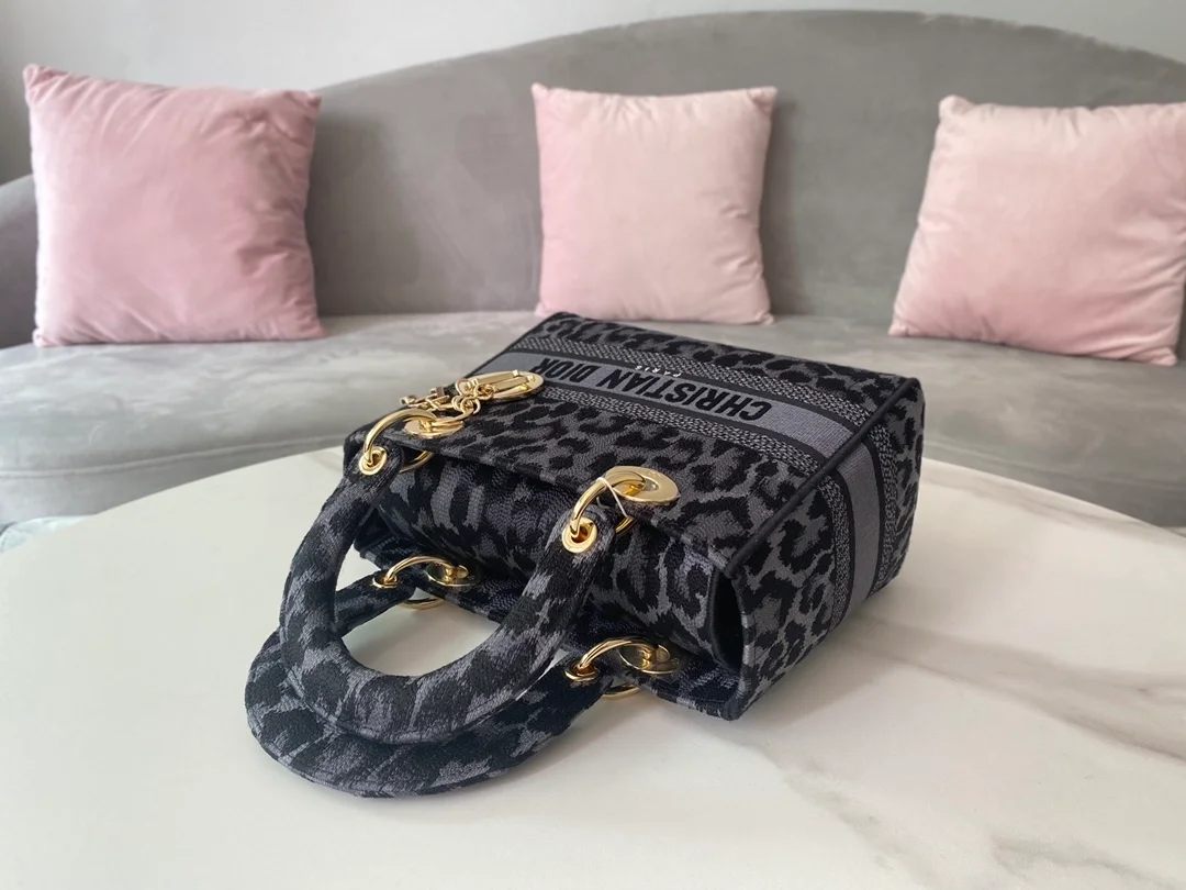 디올 레이디 D-LITE Mizza 미디움 백