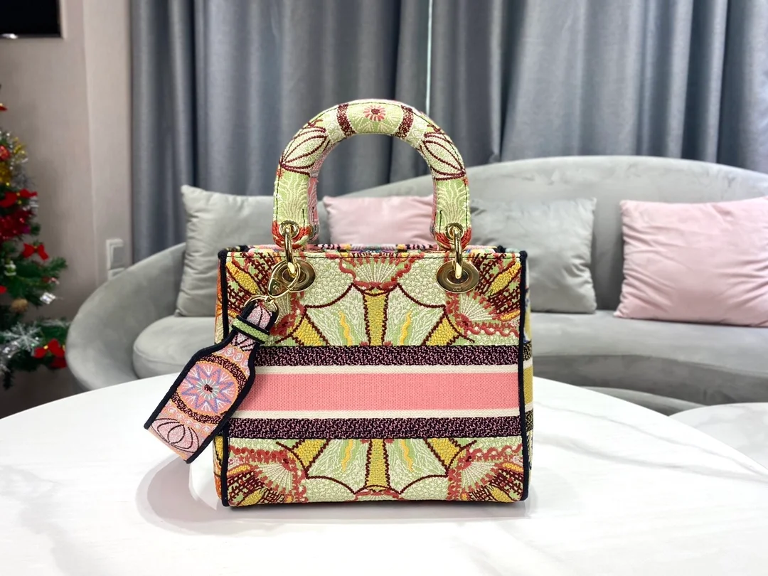 디올 레이디 D-LITE 멀티컬러 미디움 백