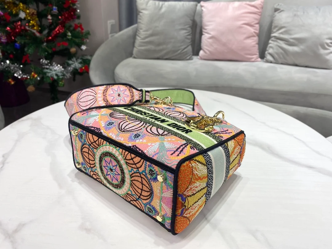 디올 레이디 D-LITE 멀티컬러 미디움 백