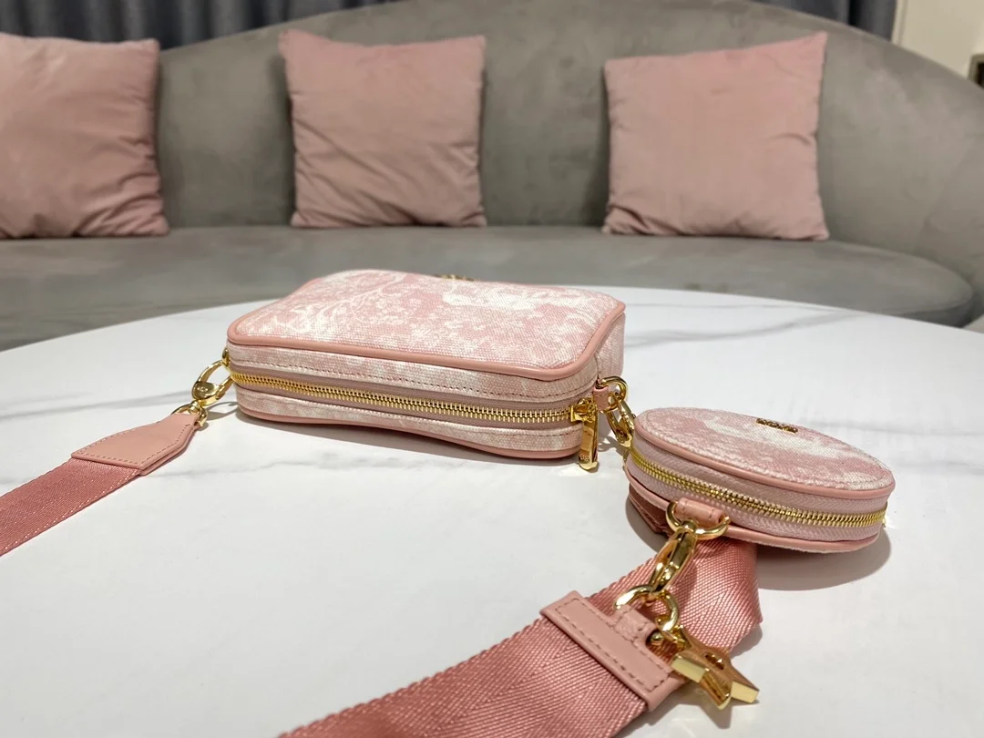 디올 멀티펑셔널 스몰 백 핑크