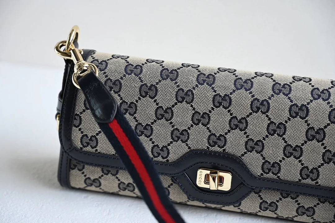 구찌 스몰 루체 숄더 백