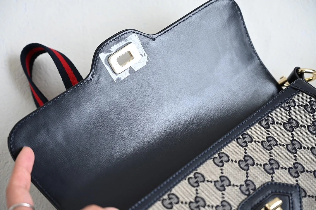 구찌 스몰 루체 숄더 백