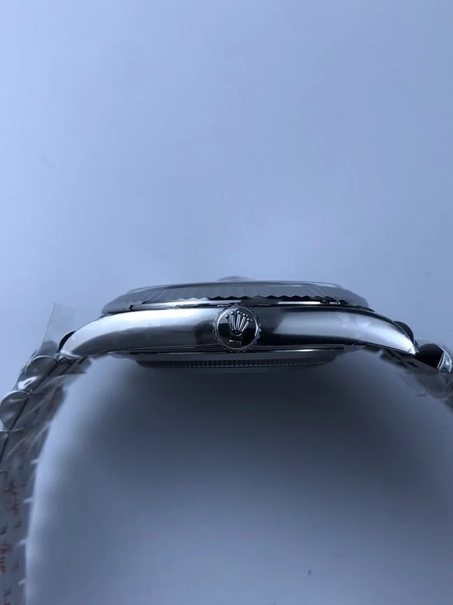 롤렉스 데이저스트 41mm 실버 바인덱스 쥬빌래