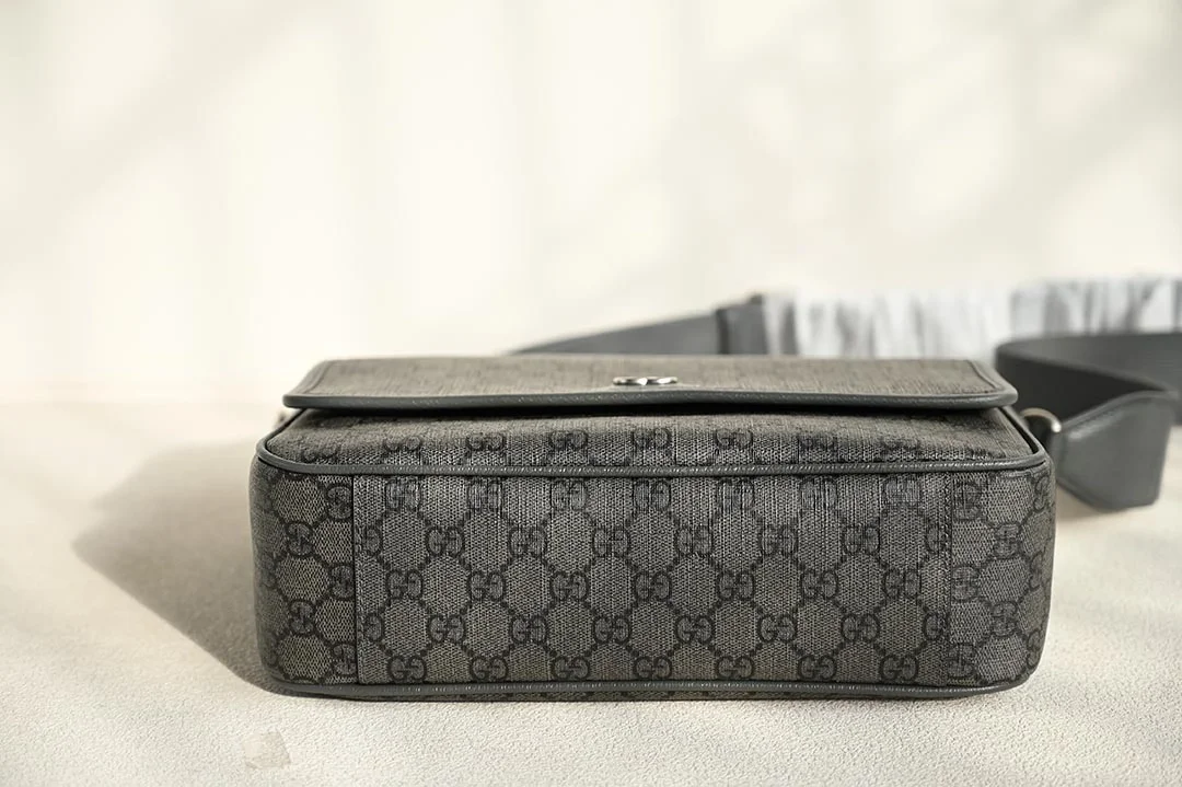 구찌 오피디아 메신저백