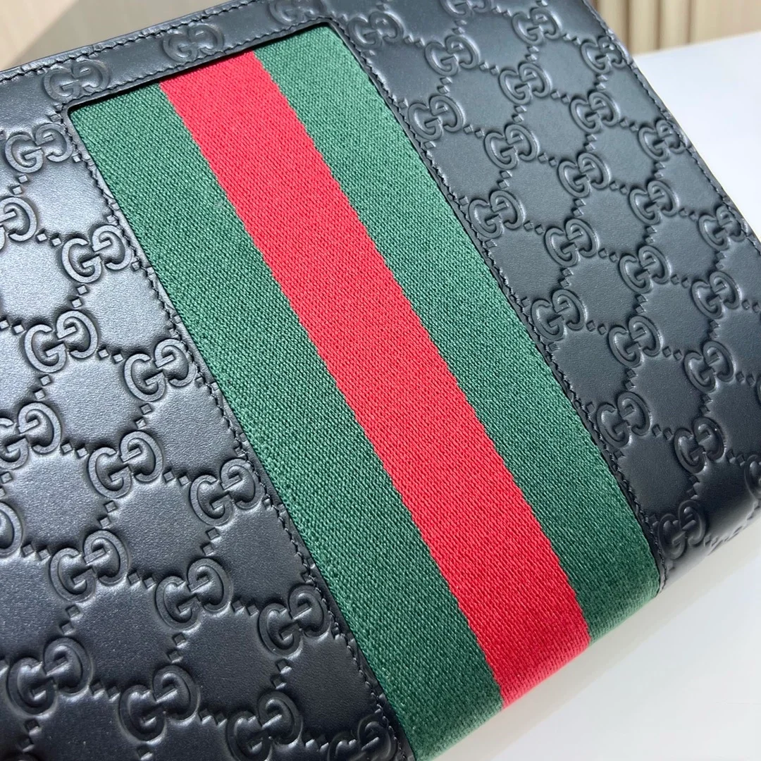 구찌 GG 슈프림 웹 클러치백 블랙