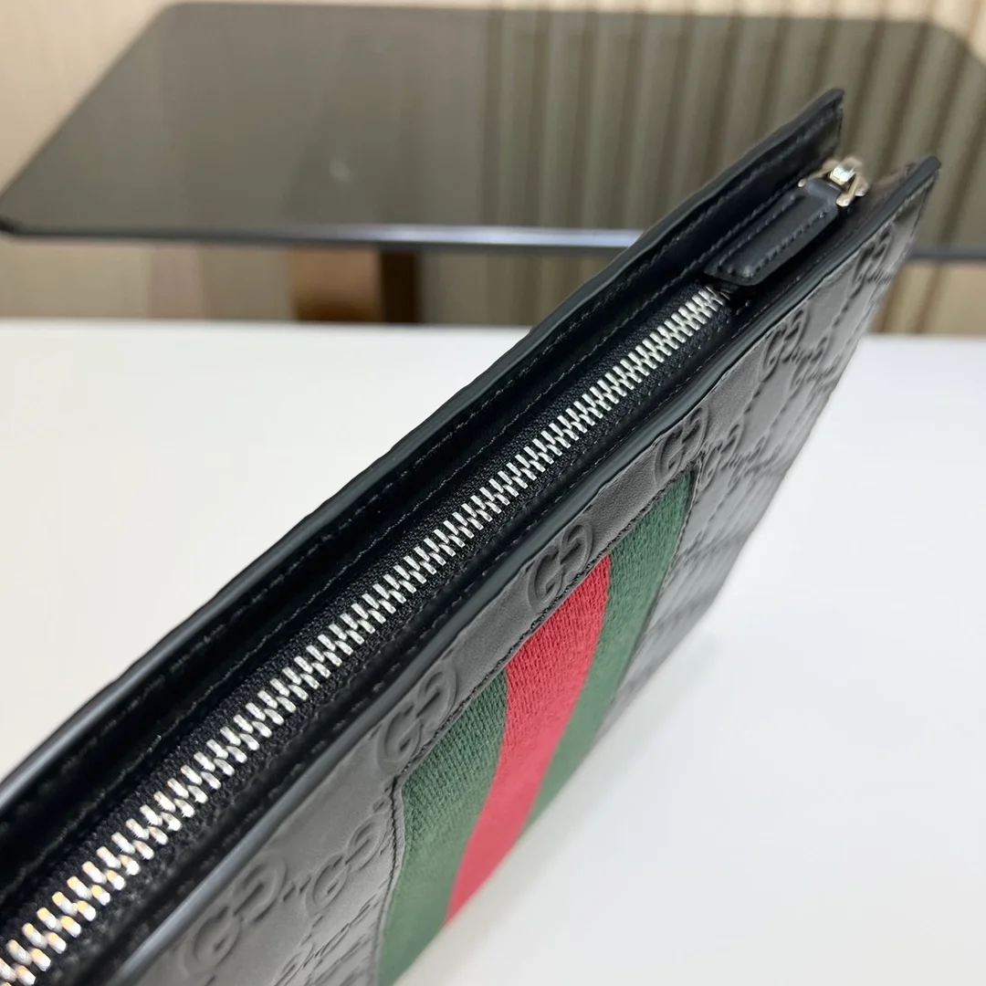 구찌 GG 슈프림 웹 클러치백 블랙