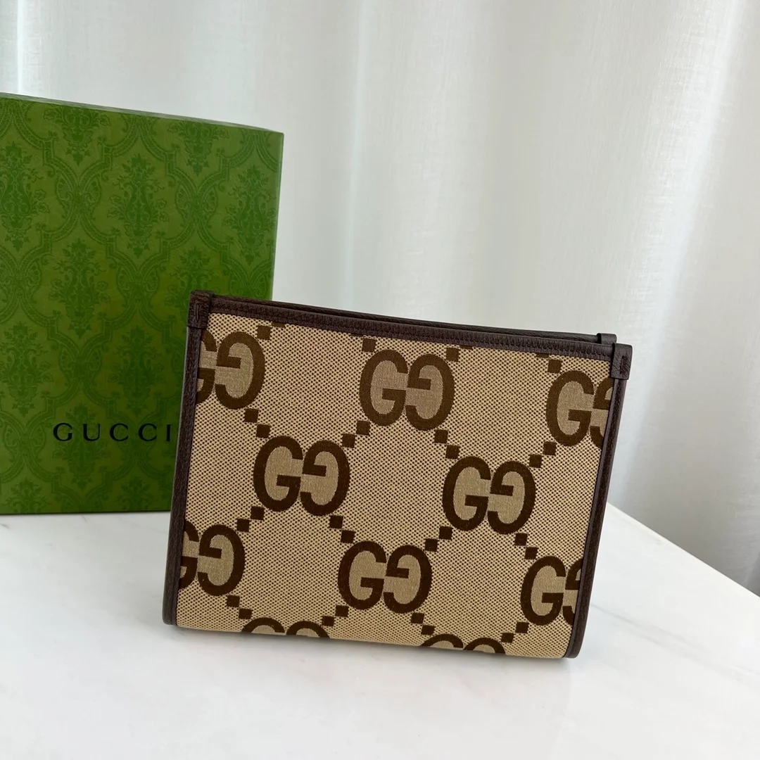 구찌 카멜 에보니 점보 GG 파우치