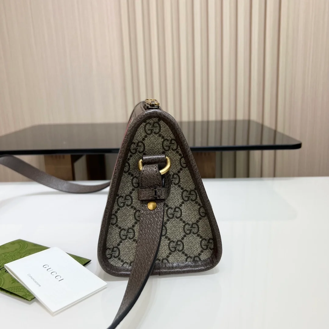 구찌 오피디아 GG 파우치