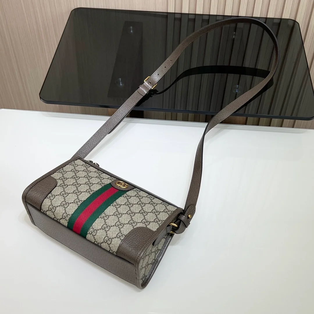 구찌 오피디아 GG 파우치