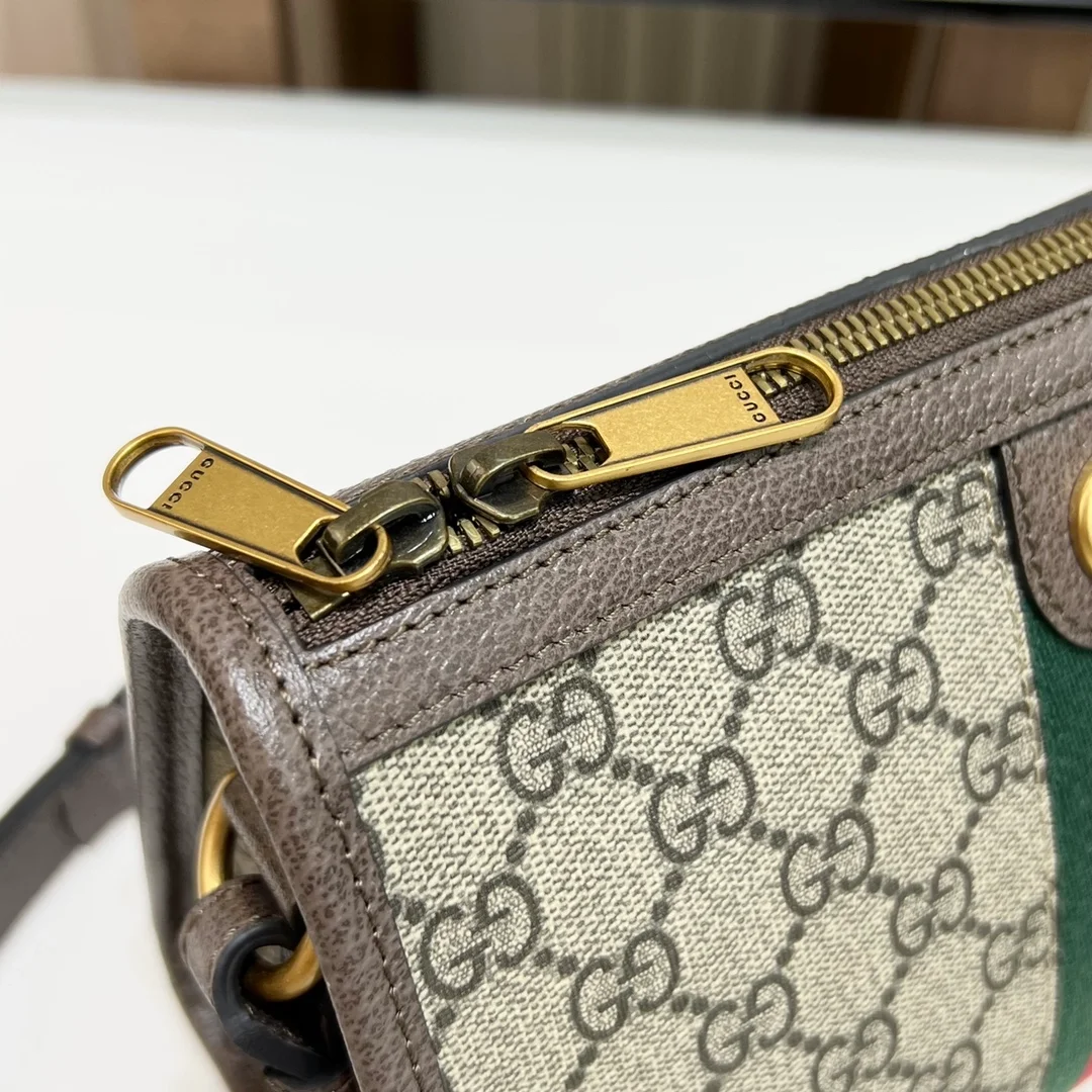 구찌 오피디아 GG 파우치