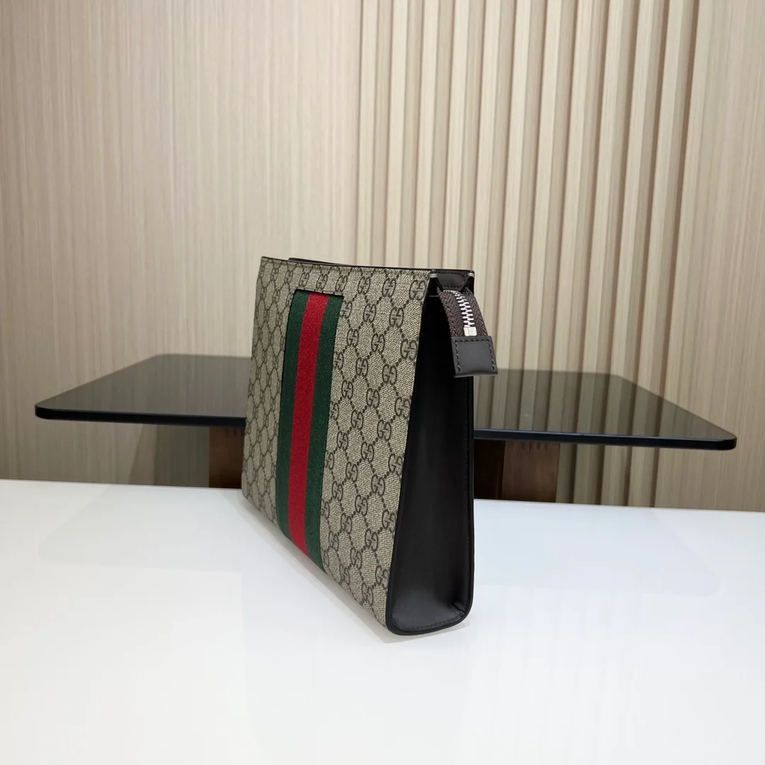 구찌 GG 삼선 웹 슈프림 클러치백
