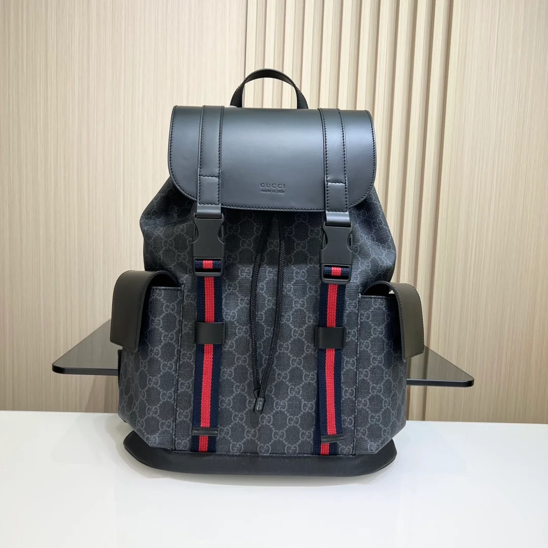 구찌 소프트 GG 슈프림 백팩