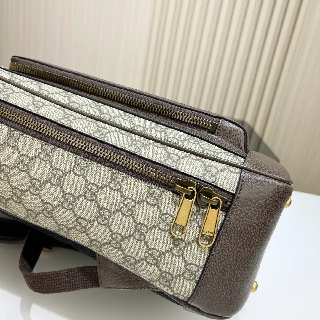 구찌 오피디아 GG 미디엄 백팩