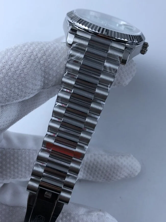 롤렉스 데이데이트 40mm 블루 다이아 인덱스