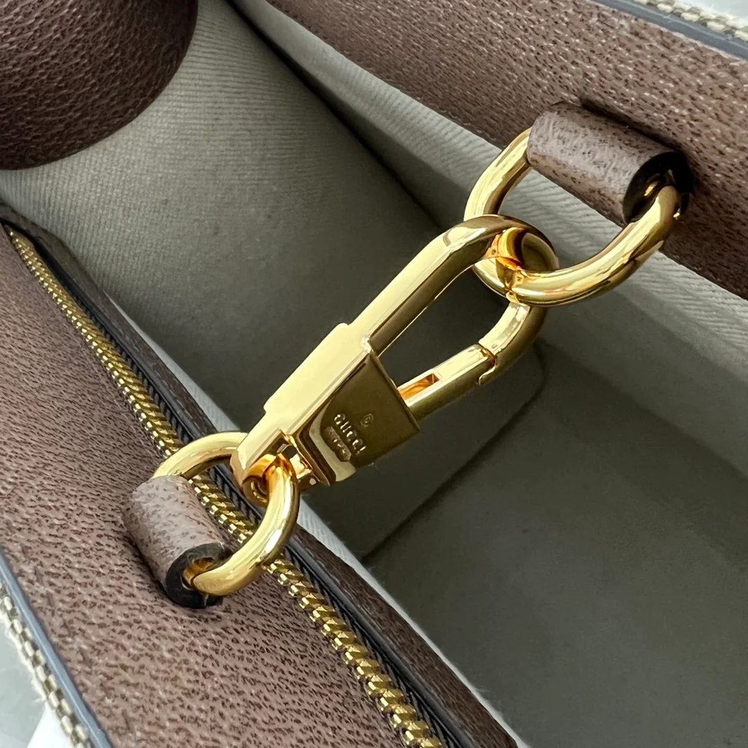 구찌 점보 GG 토트백