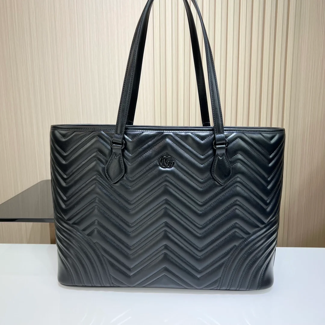 구찌 GG 마몽 마틀라세 라지 토트백