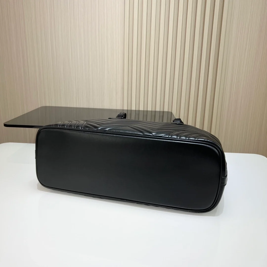 구찌 GG 마몽 마틀라세 라지 토트백