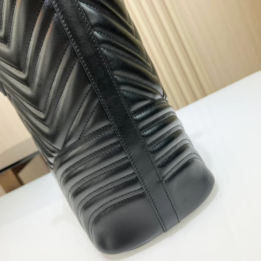 구찌 GG 마몽 마틀라세 라지 토트백