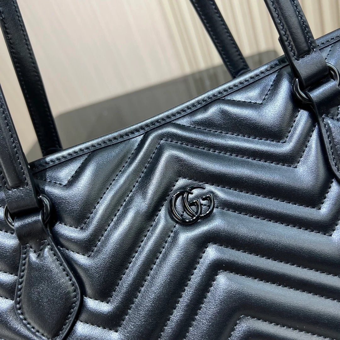 구찌 GG 마몽 마틀라세 라지 토트백