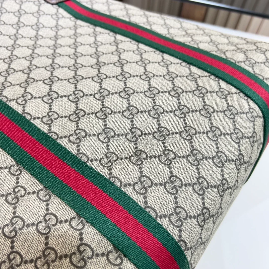 구찌 베이지 텐더 GG 텐더 미디엄 토트백