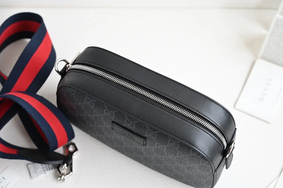 구찌 GG 크로스 백