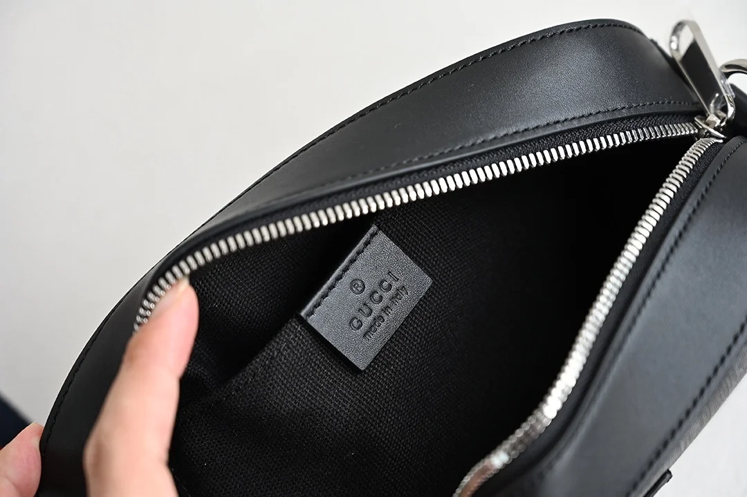 구찌 GG 크로스 백