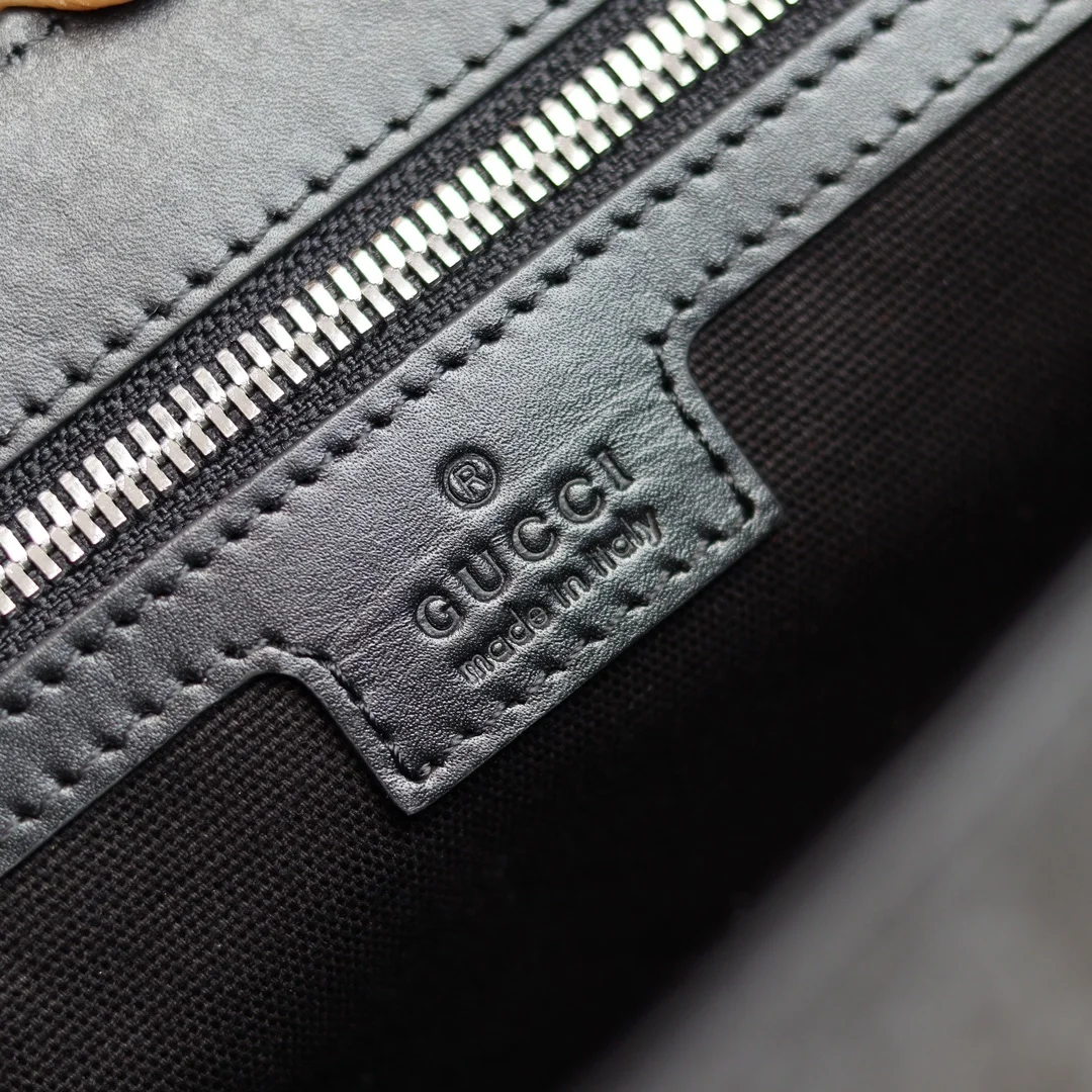 구찌 GG 크로스백