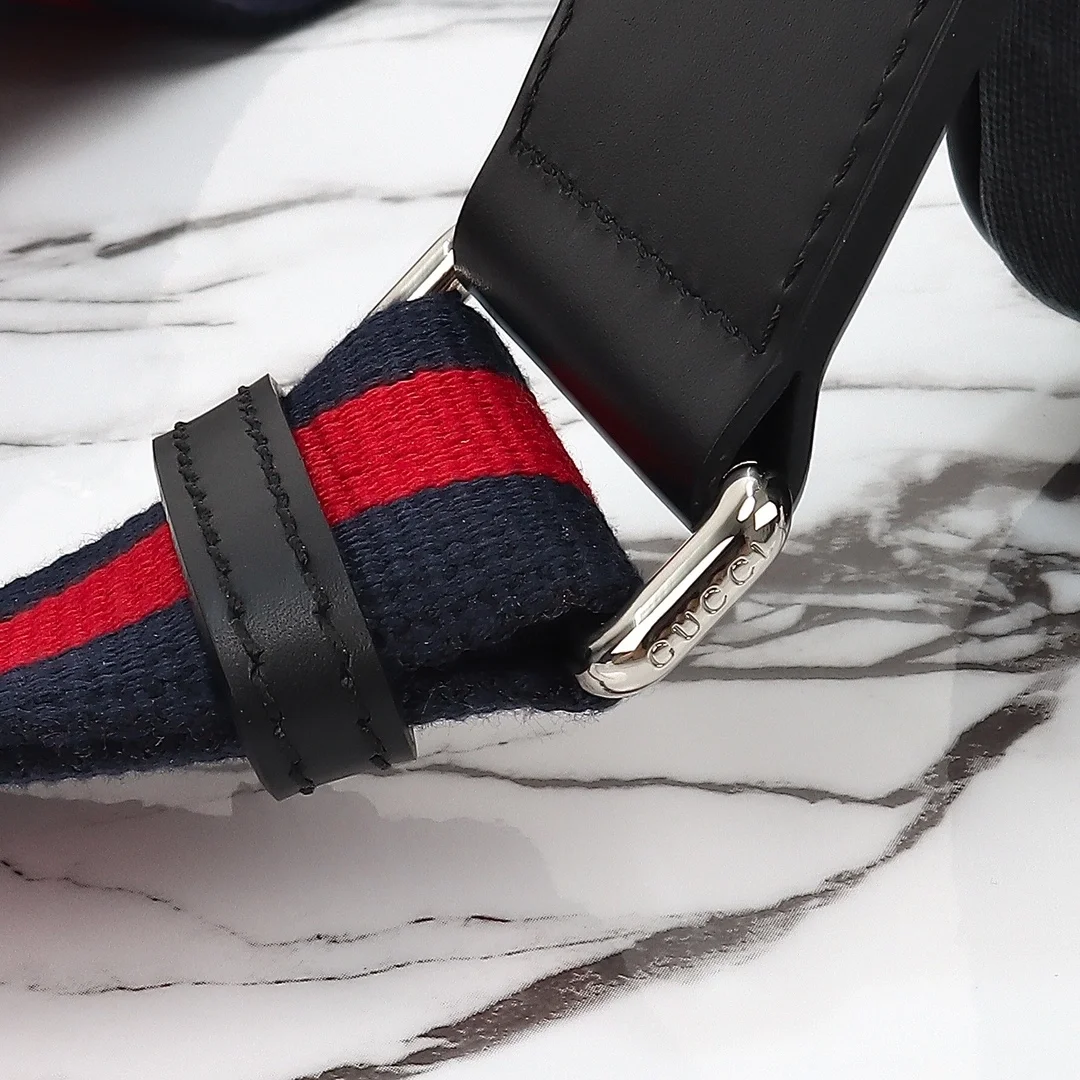 구찌 스몰 GG 크로스백