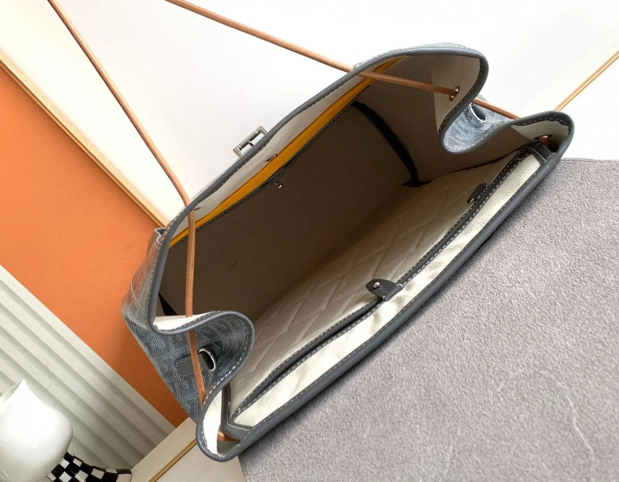 고야드 알파인 MM 백팩 그레이