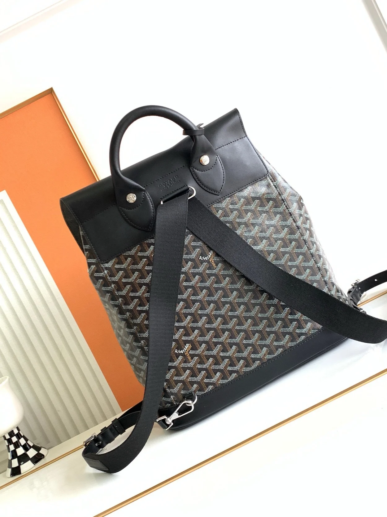 고야드 알파인 MM 백팩 블랙