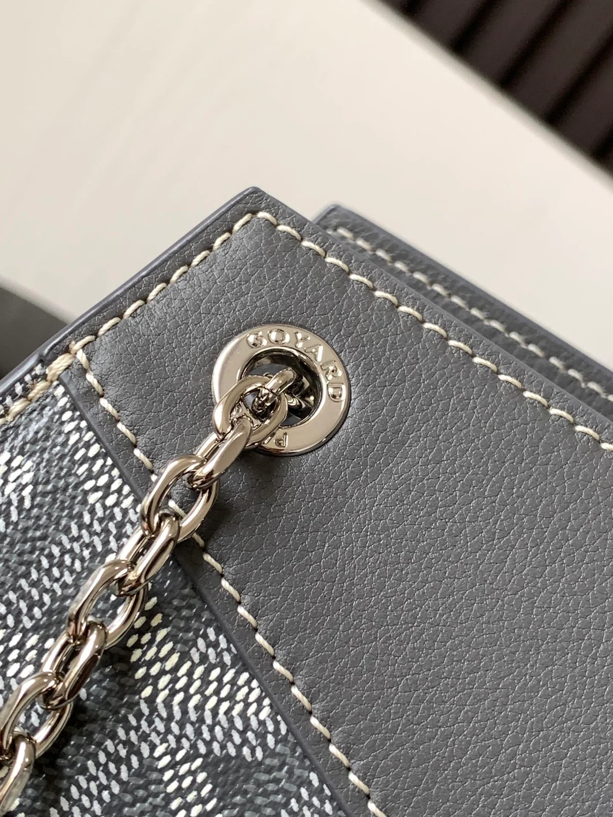 고야드 스트럭쳐 루엣뜨백 PM 그레이