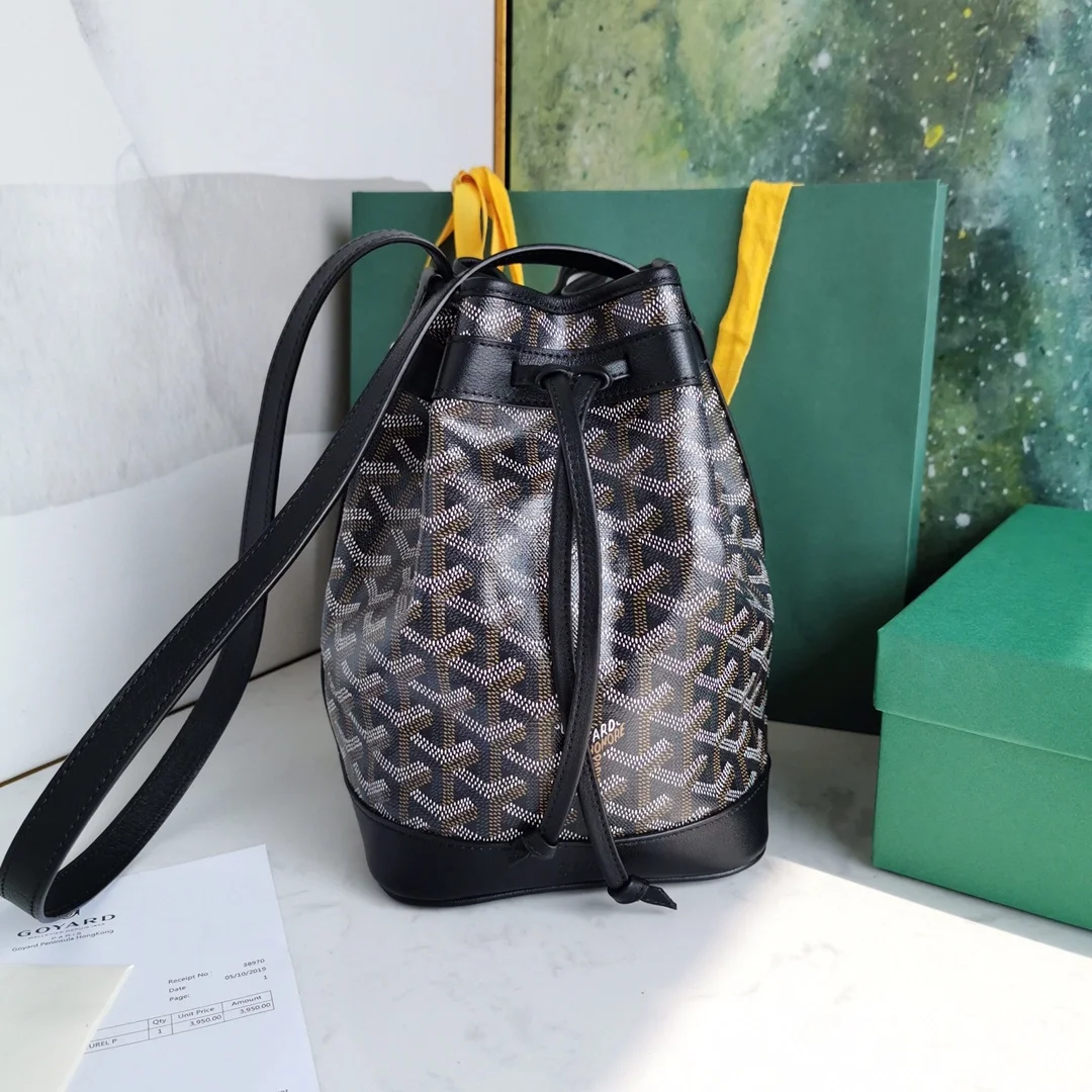 고야드 쁘띠 플로 버킷백 블랙