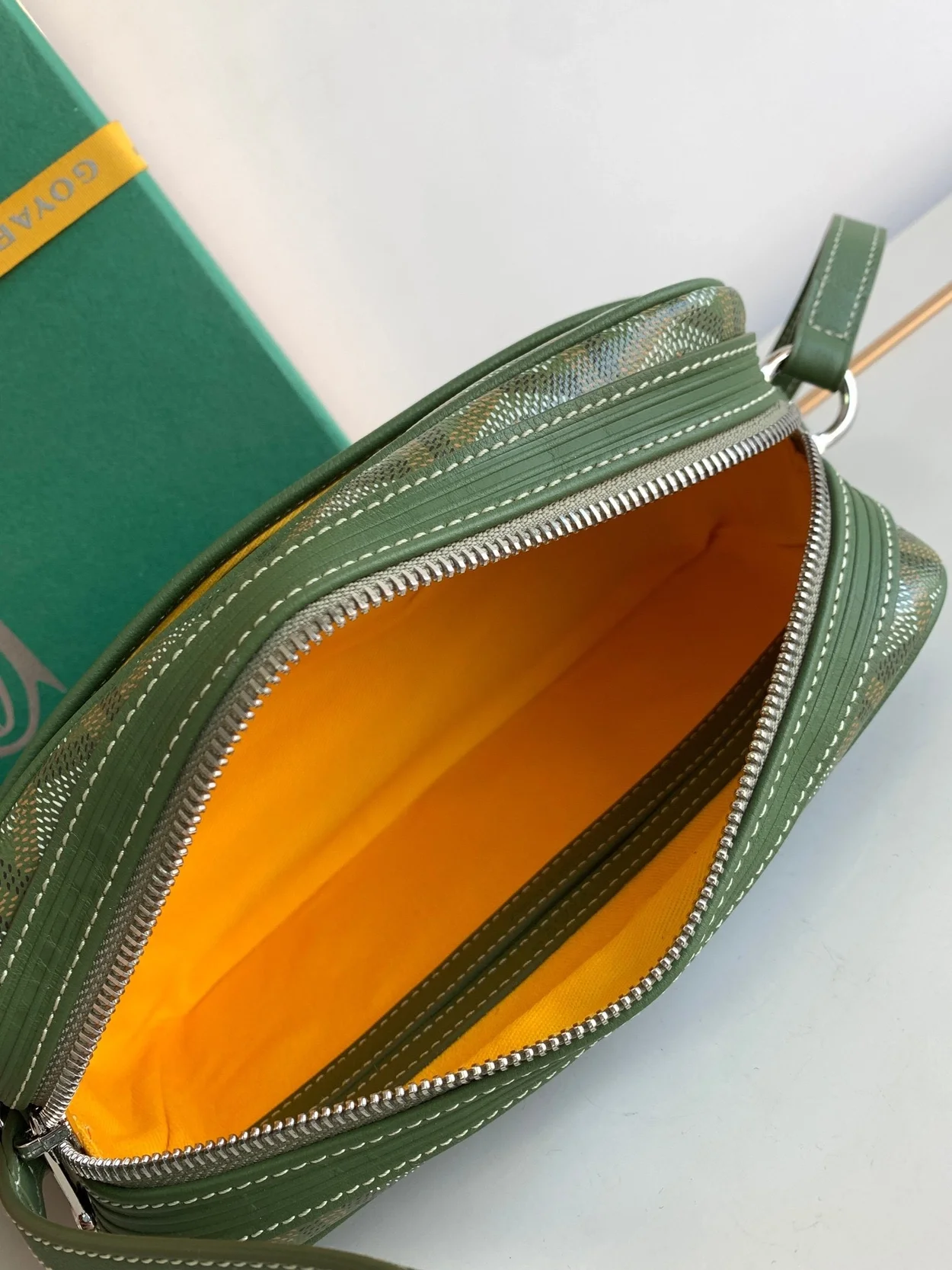 고야드 캅베르 백 PM 카키