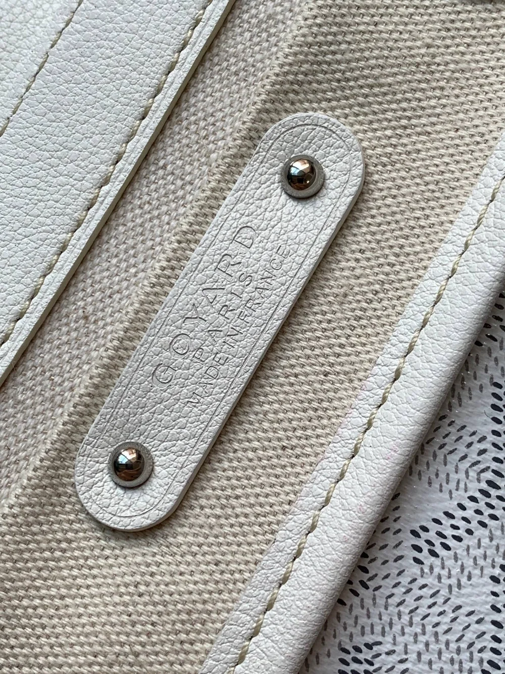 고야드 카바스 사이공 토트백 화이트