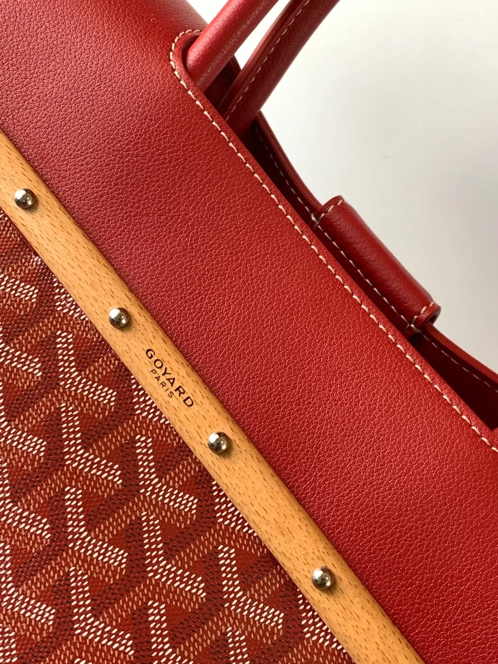 고야드 카바스 사이공 토트백 레드