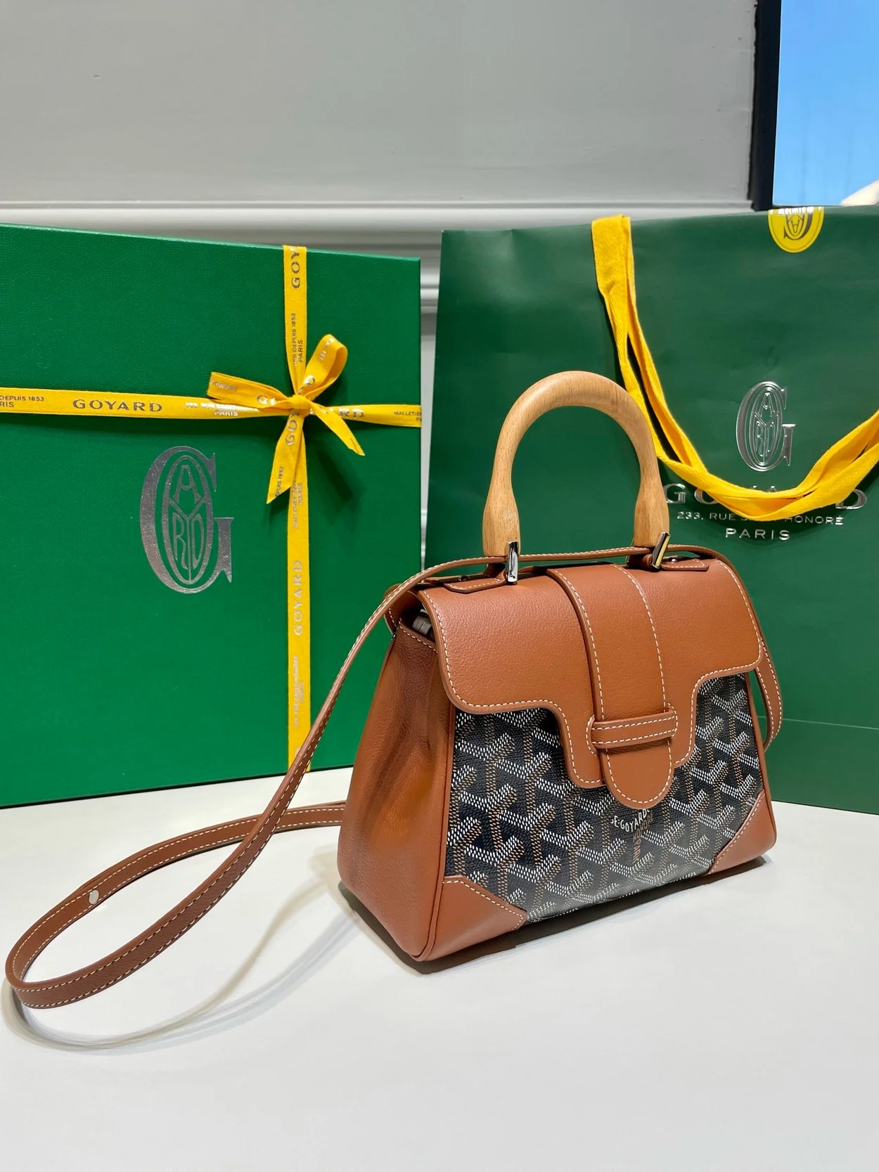 고야드 소프트 사이공 미니백 탄