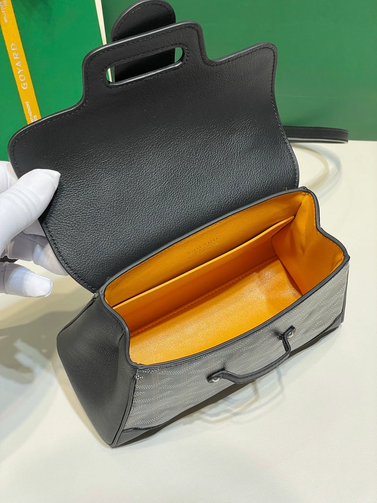 고야드 소프트 사이공 미니백 블랙