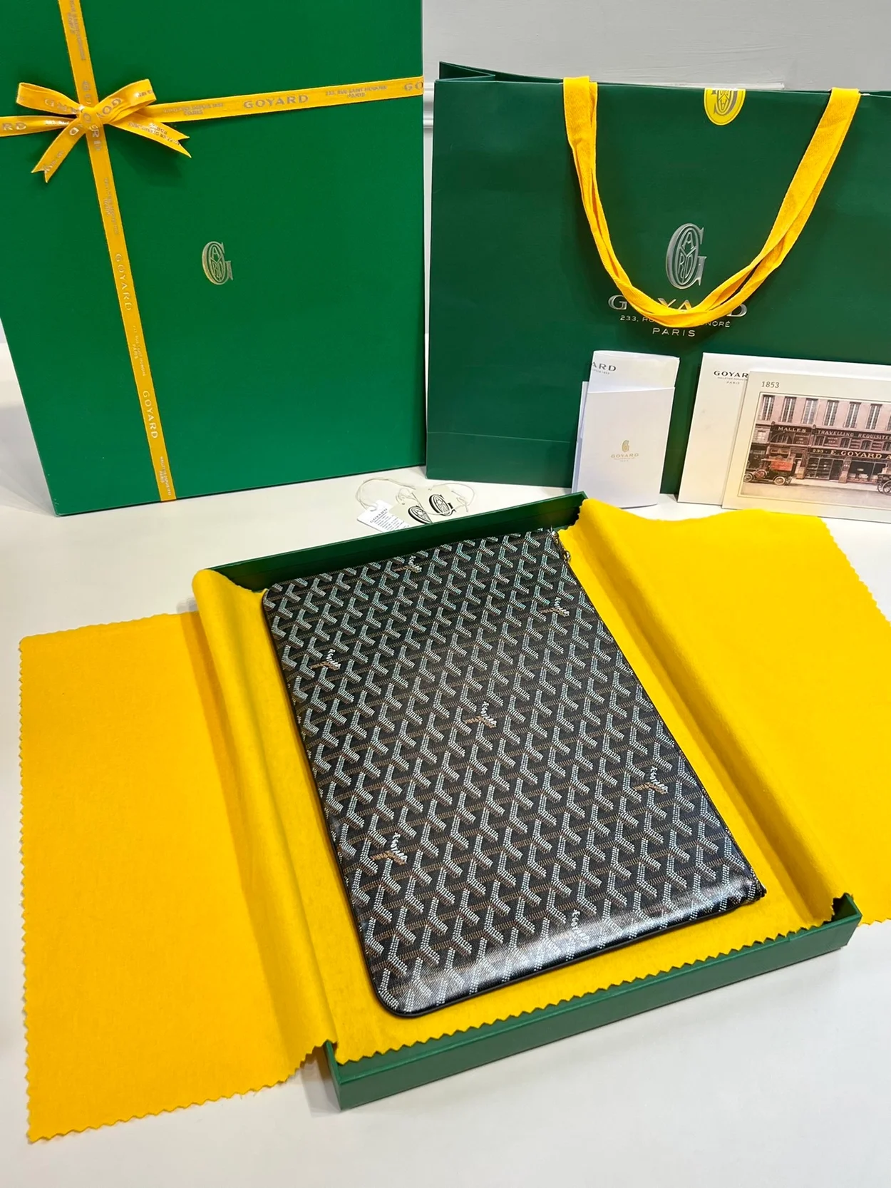 고야드 세나 클러치 MGM 블랙