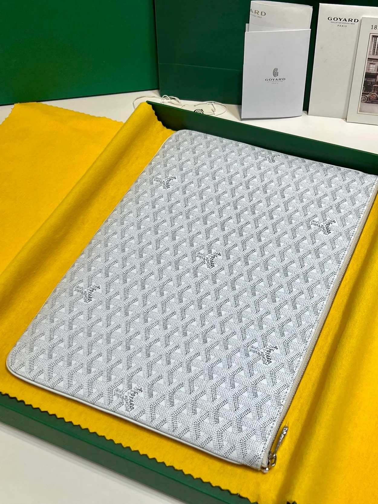 고야드 세나 클러치 MGM 화이트