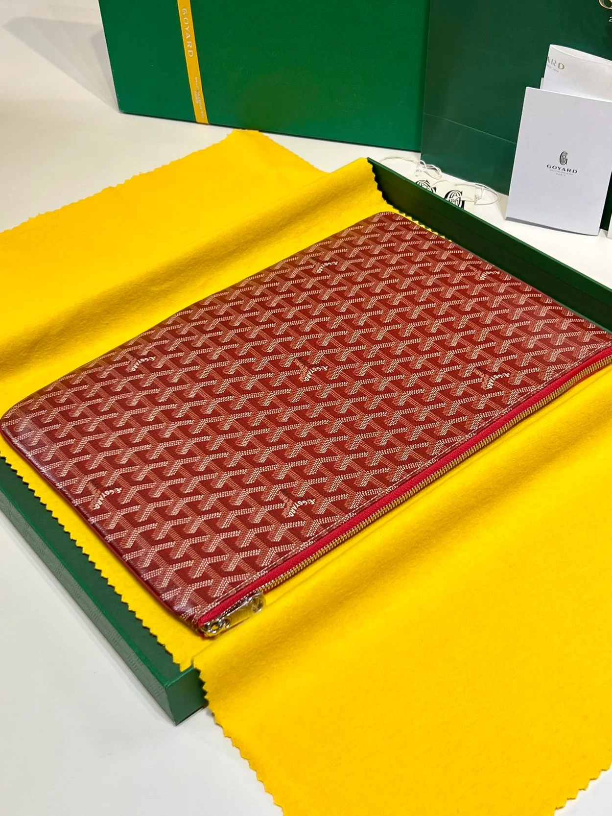 고야드 세나 클러치 MGM 레드