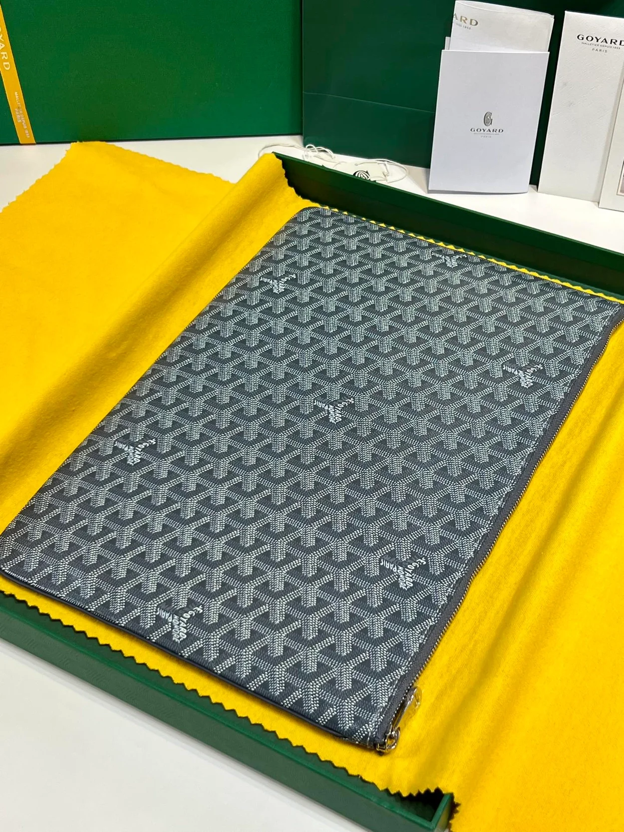 고야드 세나 클러치 MGM 그레이