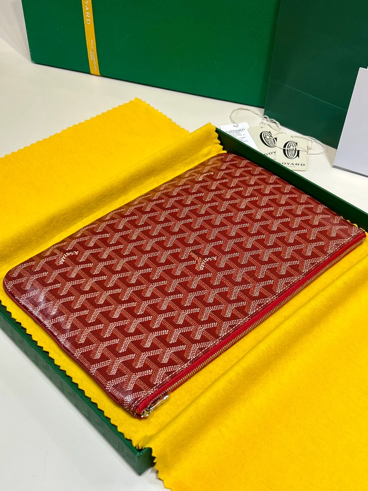 고야드 세나 클러치 MM 레드