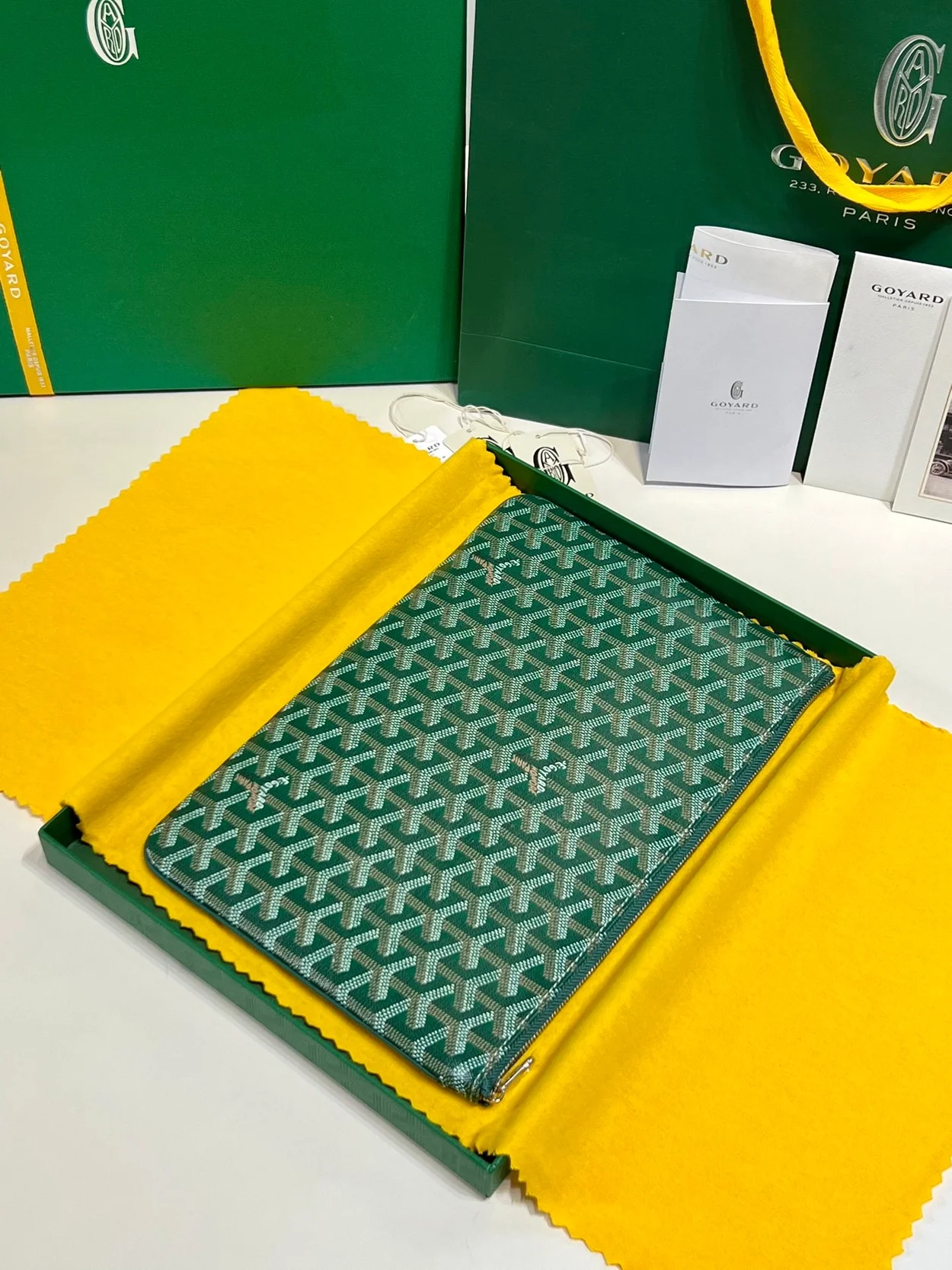 고야드 세나 클러치 MM 그린