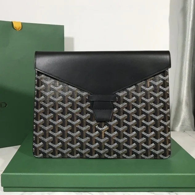 고야드 카몬도2 클러치