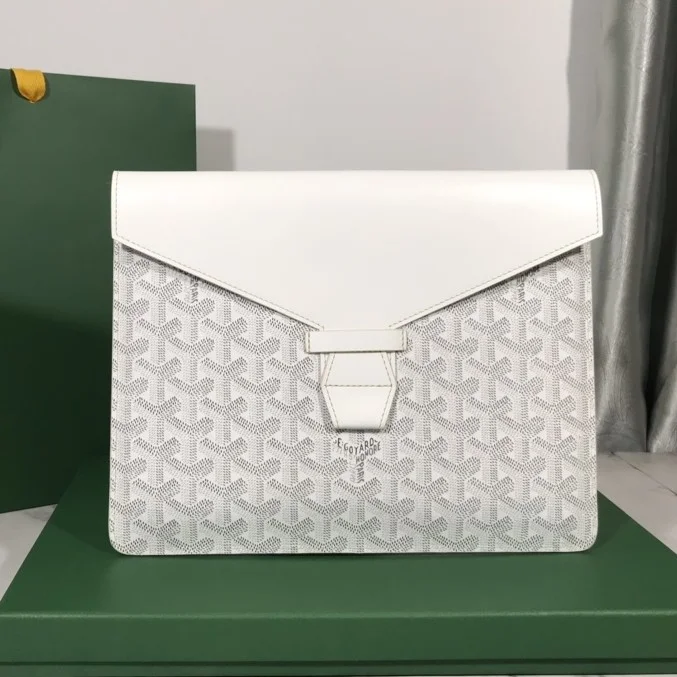 고야드 카몬도2 클러치